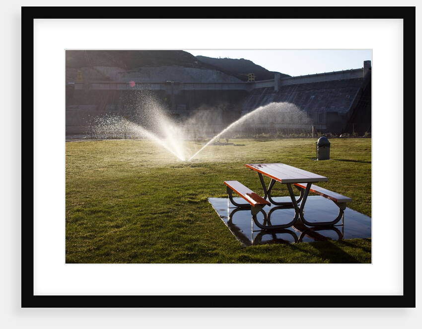Ground Coulee Dam, Washington by Anonymous