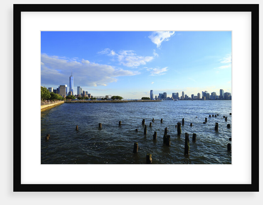 Downtown view with the Freedom tower from the Hudson River greenway by Anonymous