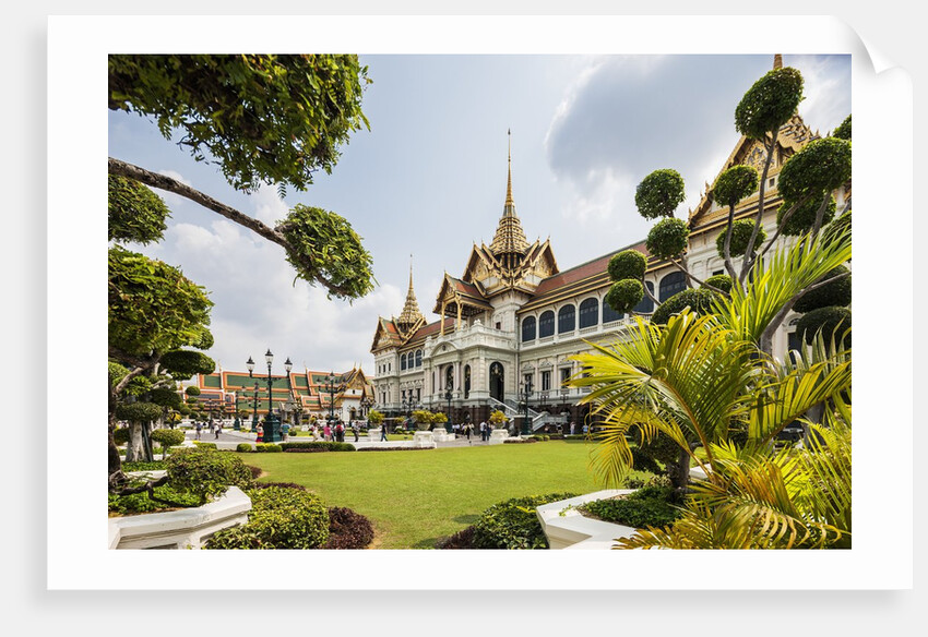 Grand Palace Complex, the Chari Maha Prasat Hall by Anonymous