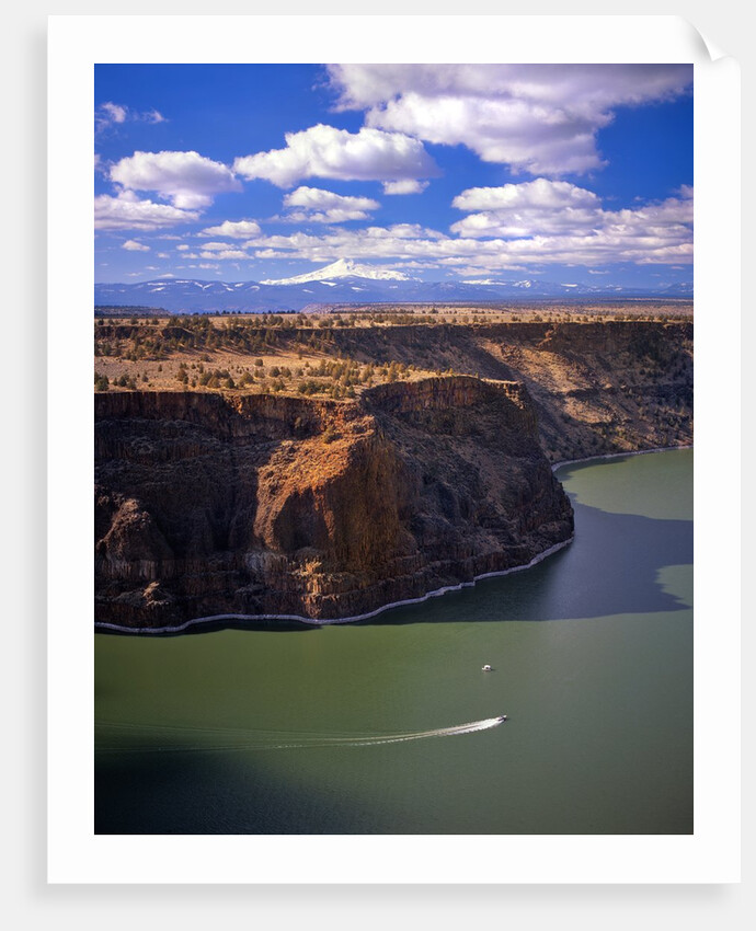 Boaters on Lake Billy Chinook by Anonymous