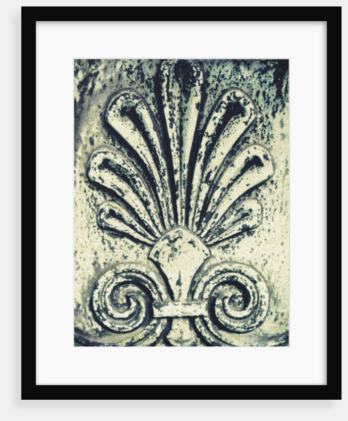 Fleur-de-Lis by Jennifer Kennard