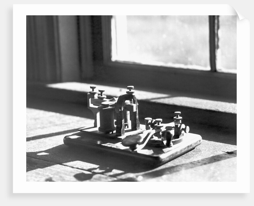 Telegraph Machine by Anonymous