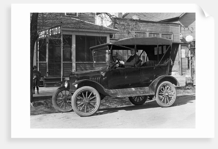 Model T Ford When It Was New by Anonymous