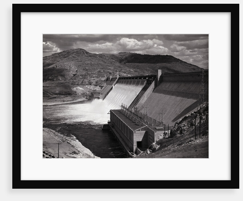 View Of Grand Coulee Dam by Anonymous