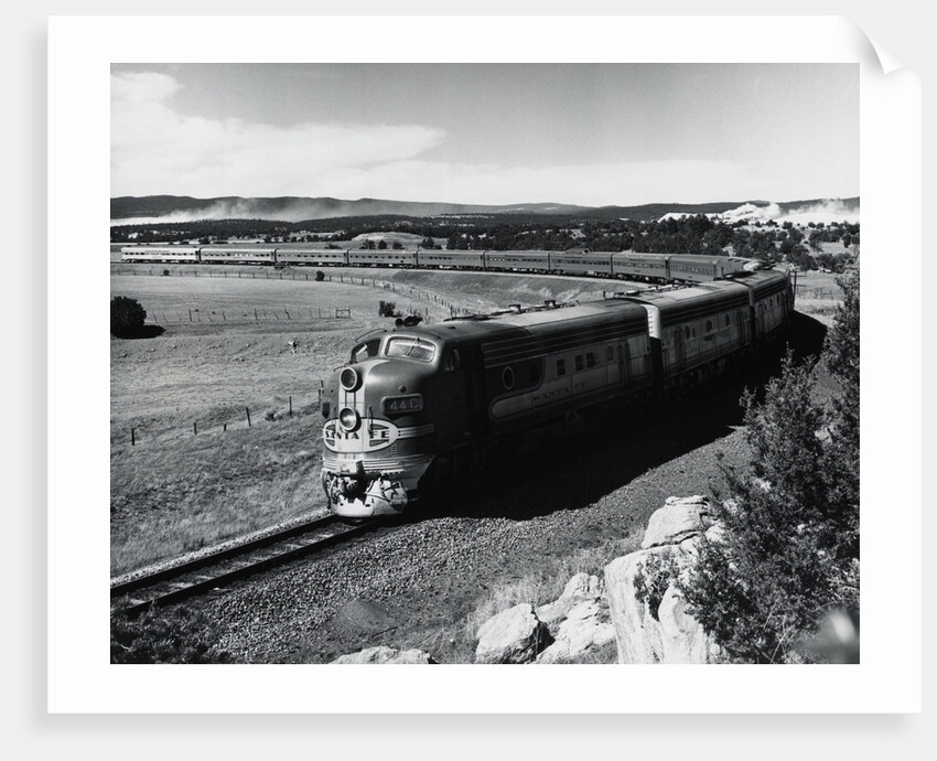 Train Full Length On Curved Track by Anonymous