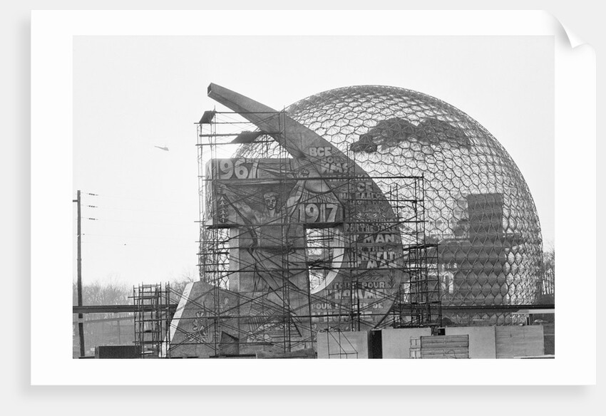 Soviet and American Expo Pavilions by Anonymous