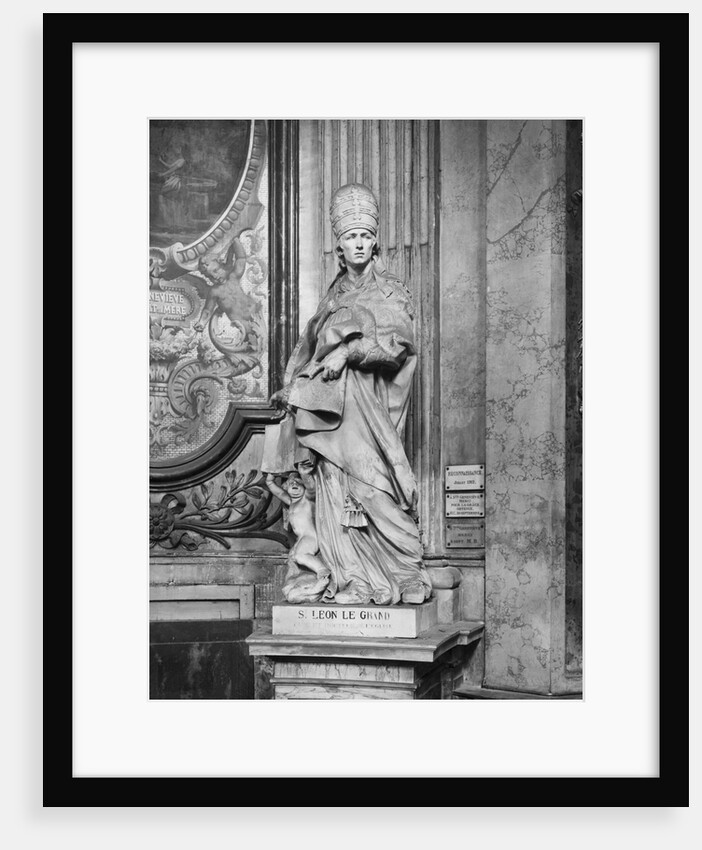 Statue of Pope Leon Le Grand by Anonymous
