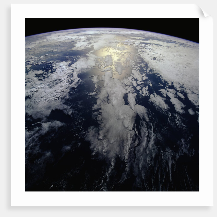 Sunlight Reflected on the Earth by Anonymous
