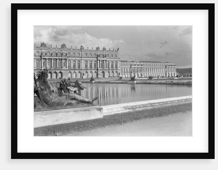 Versailles Palace by Anonymous