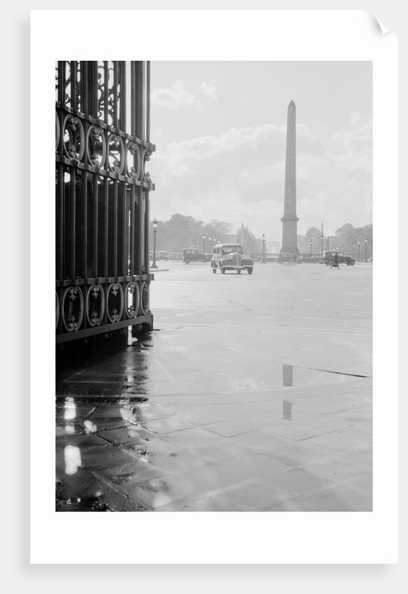 Place de la Concorde with Automobile in Foreground by Anonymous