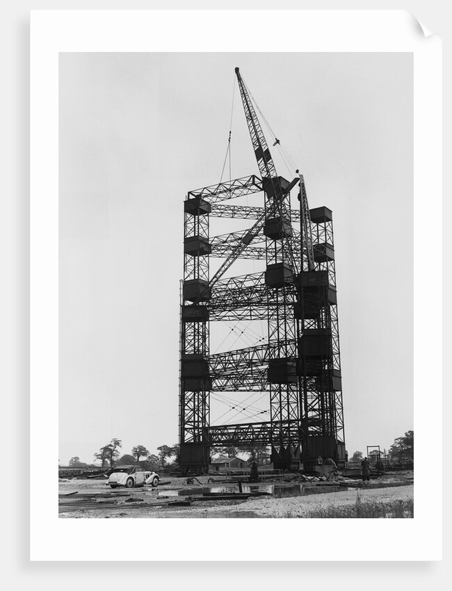 Construction Of The World's Largest Steerable Radio Telescope by Anonymous