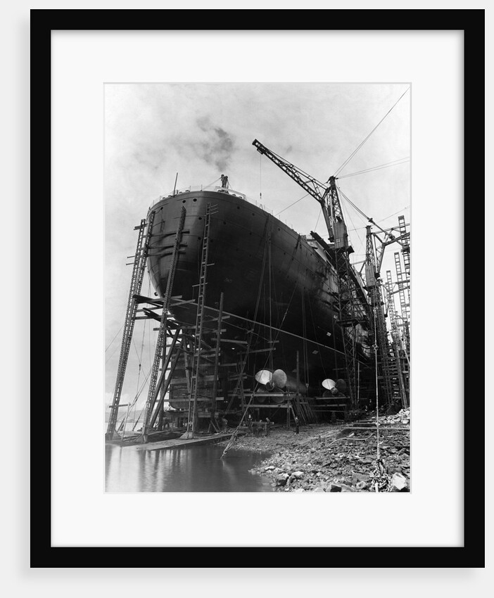 Stern of Ocean Liner Queen Elizabeth by Anonymous