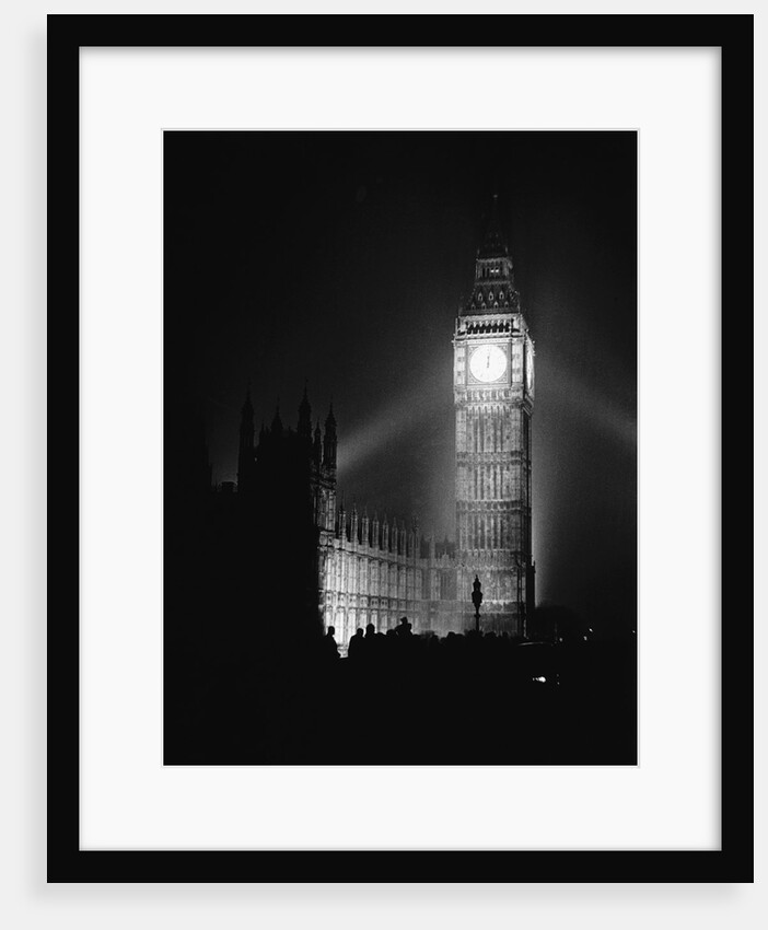 Re-illumination of Big Ben, V-E Day by Anonymous