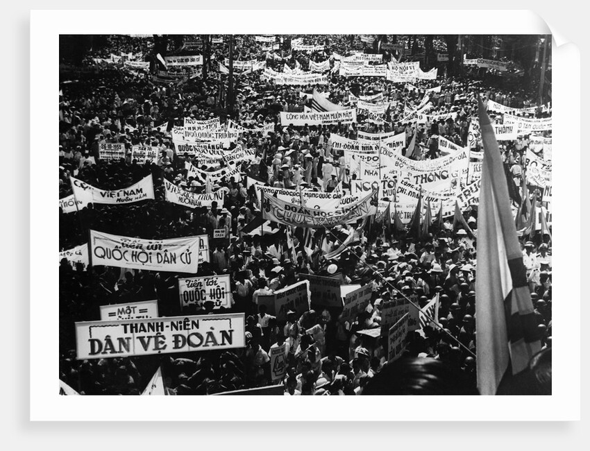 Proclamation of the Republic of Vietnam in Saigon by Anonymous