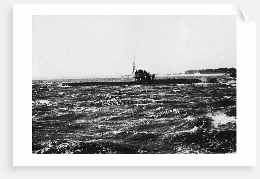 HMS D2 Leaving Portsmouth Harbour by Anonymous
