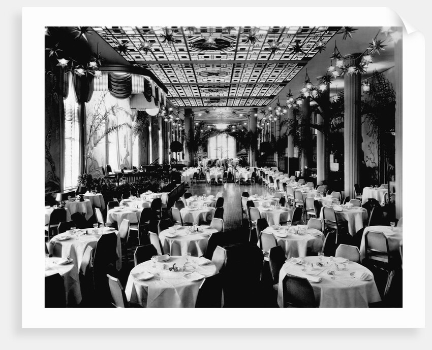 Dining Room of the Waldorf-Astoria Hotel, New York by Anonymous