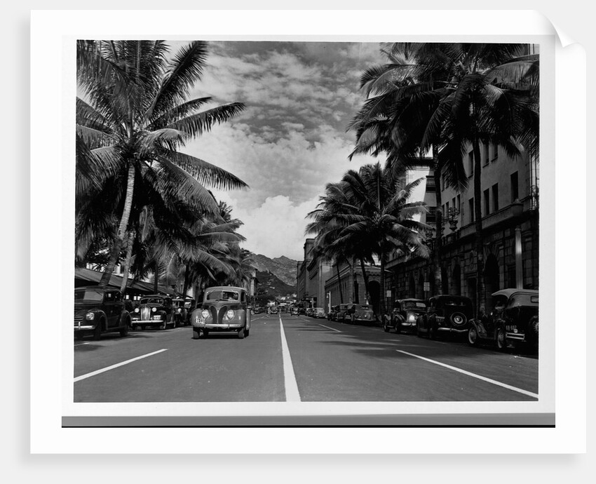 Street in Honolulu, Hawaii by Anonymous