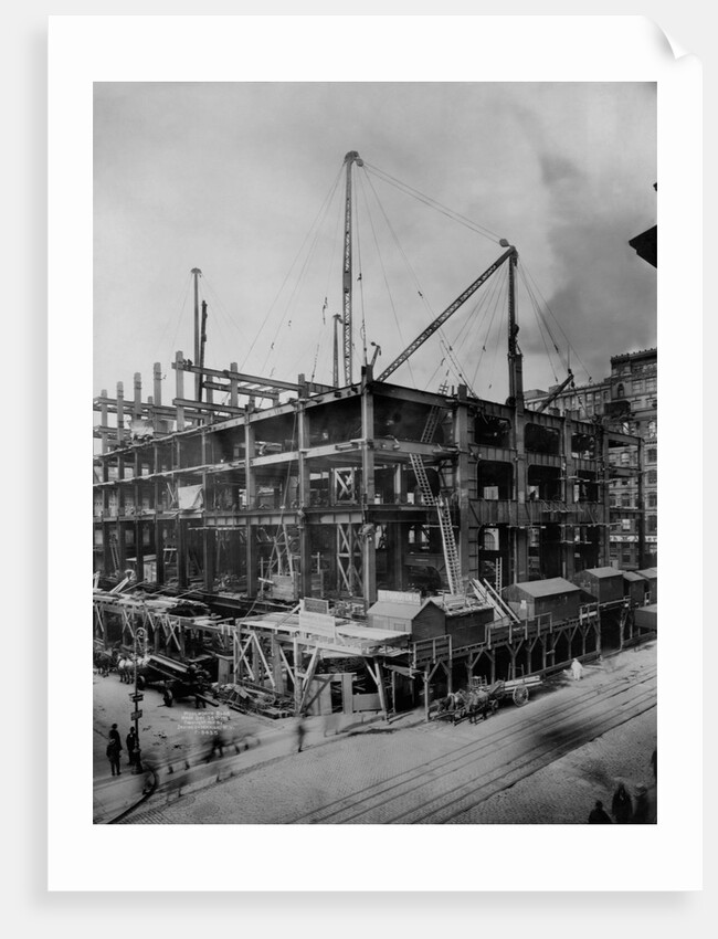 Construction of the Woolworth Building, New York by Anonymous