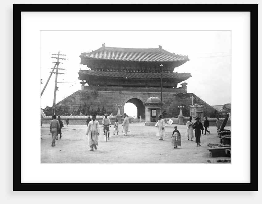Entrance Gate in Seoul by Anonymous