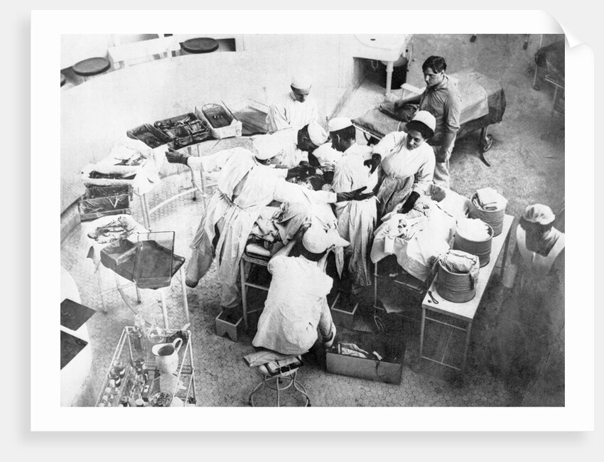 Operating Room Action at Johns Hopkins Hospital by Anonymous