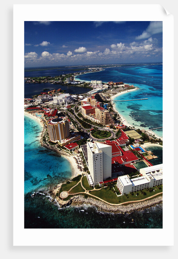 Hotels in Cancun by Anonymous