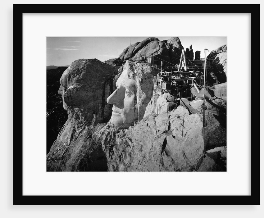 Washington,Jefferson'S Heads/Mt Rushmore by Anonymous