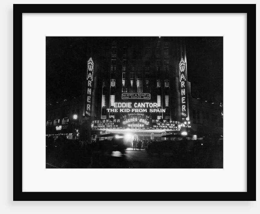 Crowds Waiting to See Eddie Cantor Movie by Anonymous
