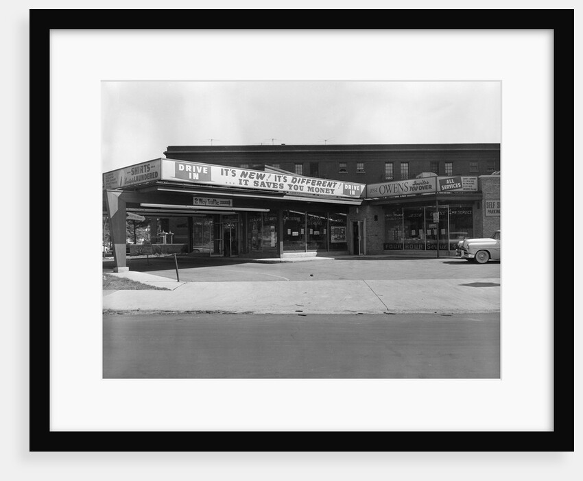 Storefront Owned by Jesse Owens by Anonymous