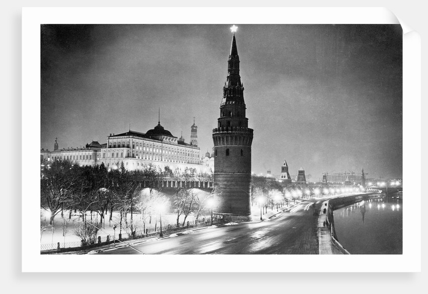 Nighttime at Kremlin Area by Anonymous