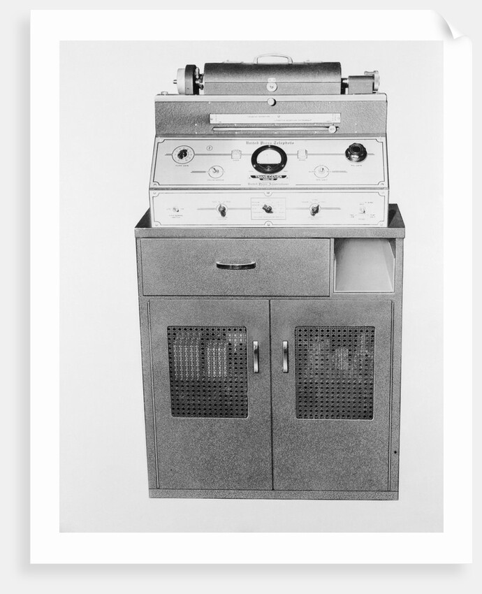 Telephoto Machine by Anonymous
