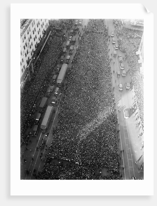 Crowd at Time Square for 1921 World Series by Anonymous