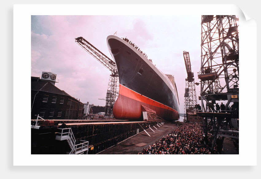 Giant Cunard Liner by Anonymous