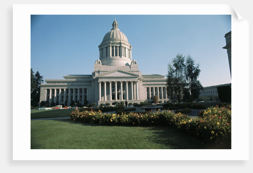State Capitol Building by Anonymous