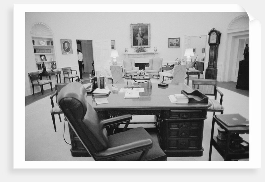 Oval Office Desk in White House by Anonymous