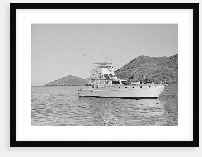 Exterior Side View of the Yacht Splendor by Anonymous