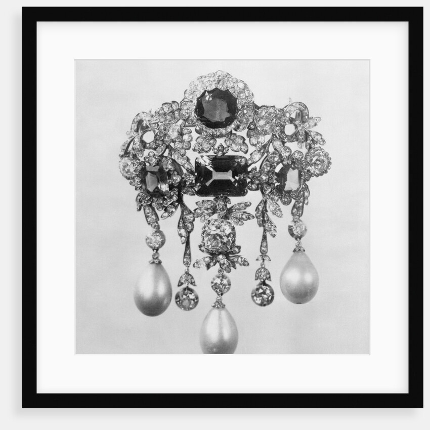 Brooch by Anonymous