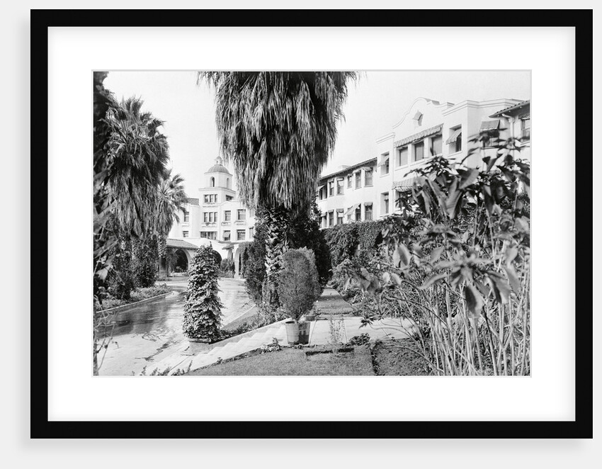 Exterior View of the Beverly Hills Hotel by Anonymous