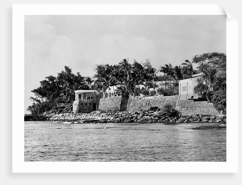 Doris Duke's Hawaiin Home by Anonymous