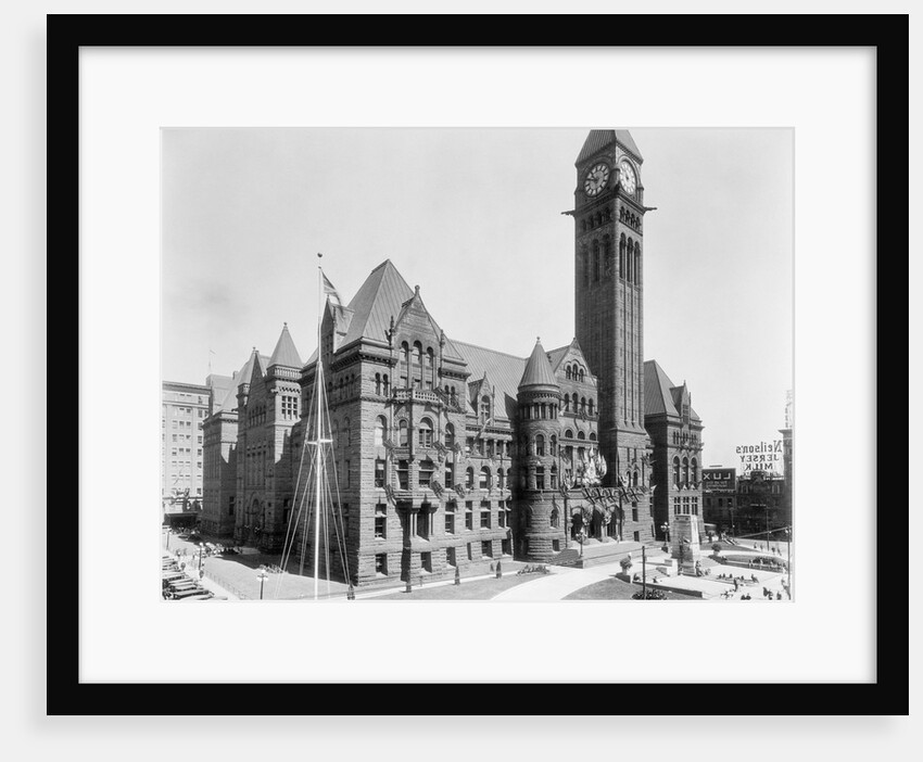 Toronto's City Hall by Anonymous