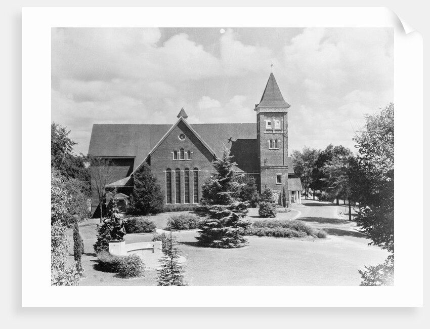 Tuskegee Institute by Anonymous