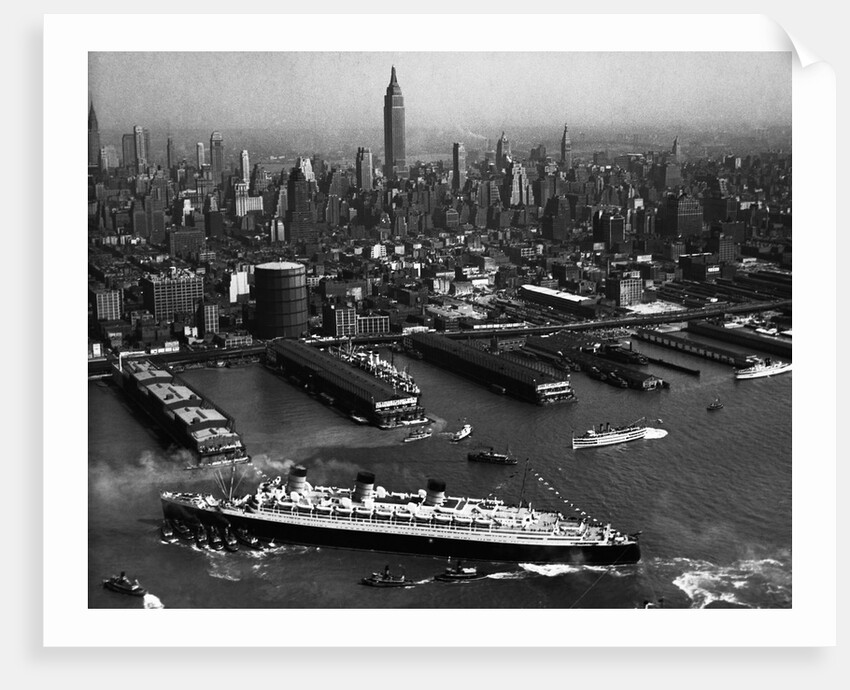 Ocean Liner Arriving in New York by Anonymous