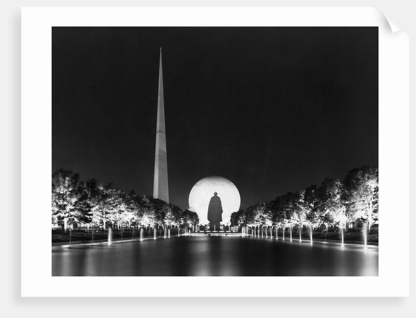 Perisphere and Trylon at New York World's Fair by Anonymous