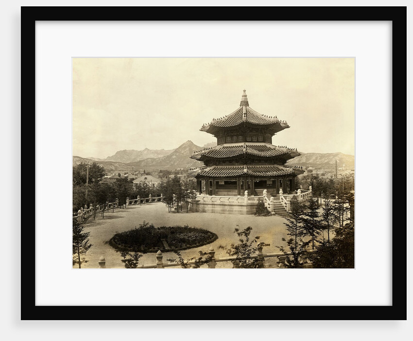 Temple of Heaven in Seoul by Anonymous