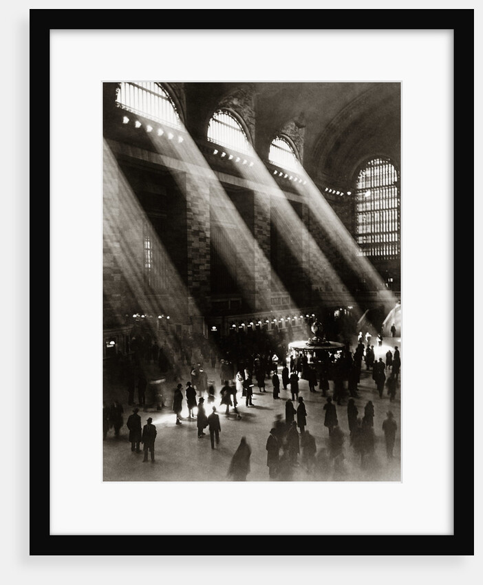 Grand Central Station in New York City by Anonymous
