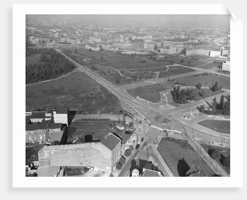 Berlin Wall by Anonymous
