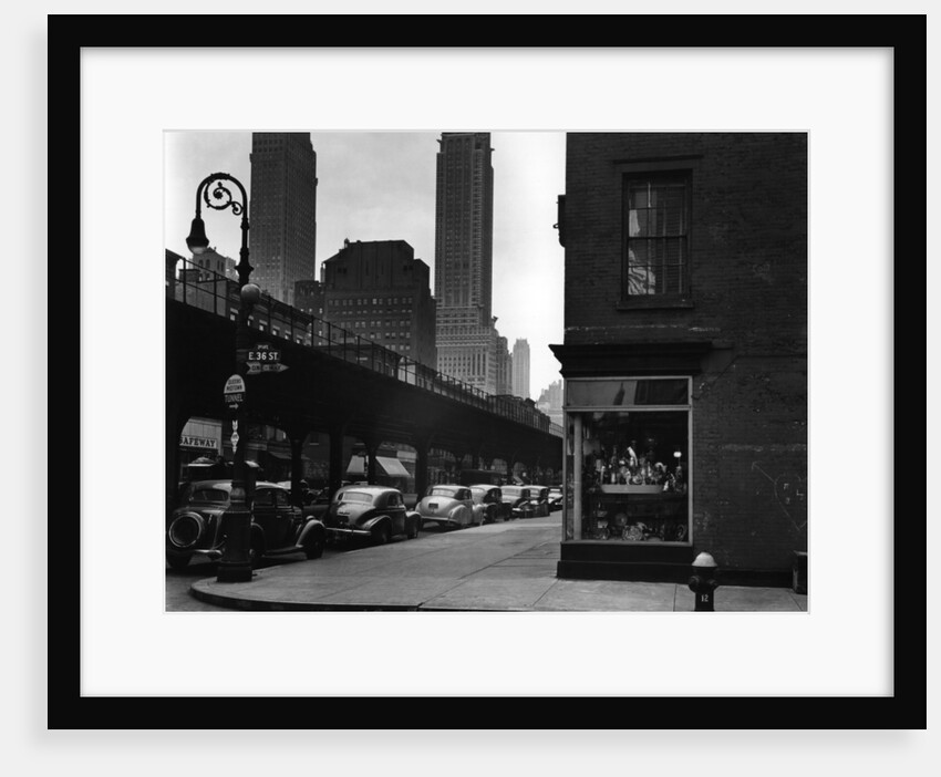 Manhattan Street by Anonymous