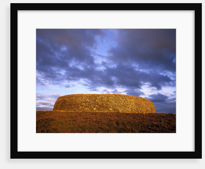 Grianan of Aileach by Anonymous