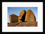 Remarkable Rocks formation in Flinders Chase National Park by Anonymous
