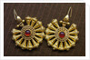 Roman earrings in gold with garnets by Anonymous