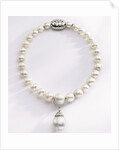 Choker-length pearl necklace by Anonymous
